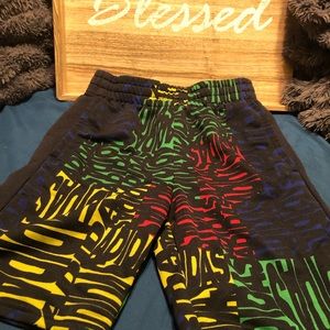 Boys Adidas Medium 10/12 basketball shorts Black/multi color